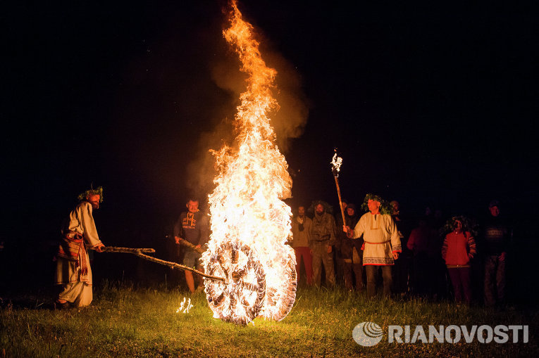 Праздник летнего солнцестояния в селе Окунево