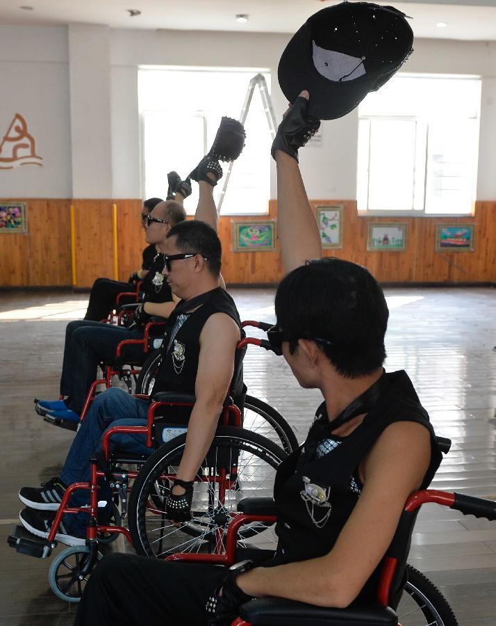 CHINA-JIANGSU-WHEELCHAIR-DANCE (CN)