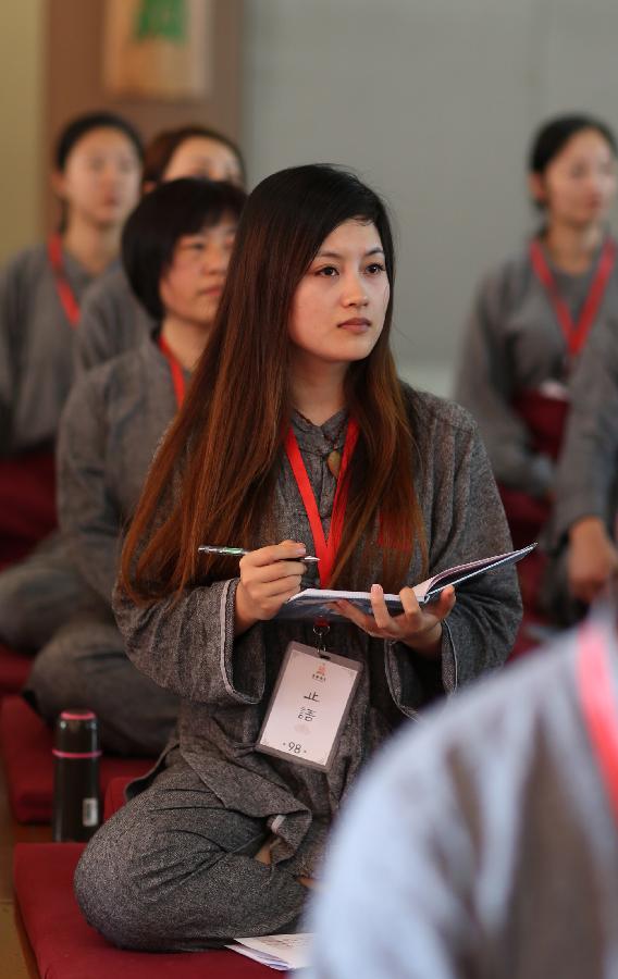 （社会）（4）上海：108位学员体验佛门僧人生活