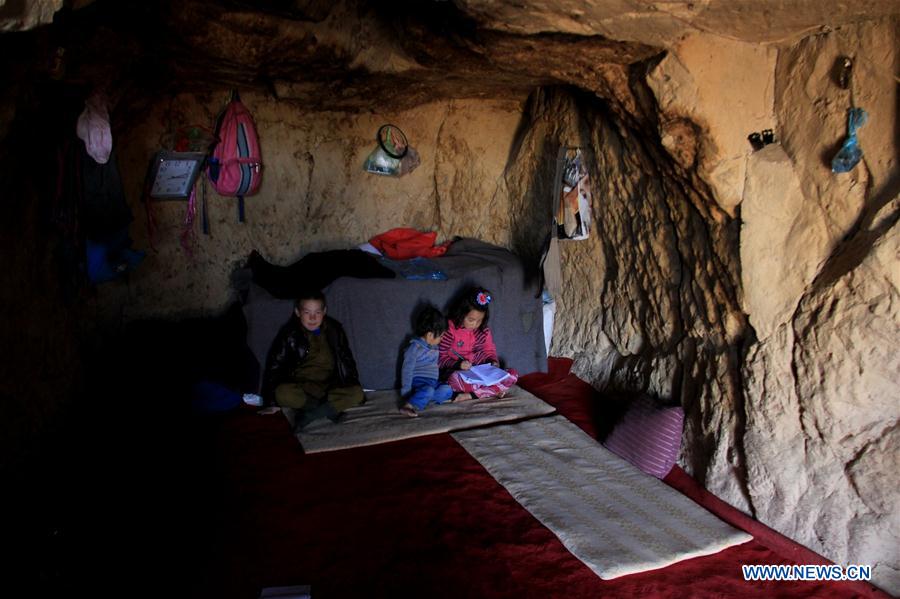AFGHANISTAN-BAMYAN-CAVE HOMES