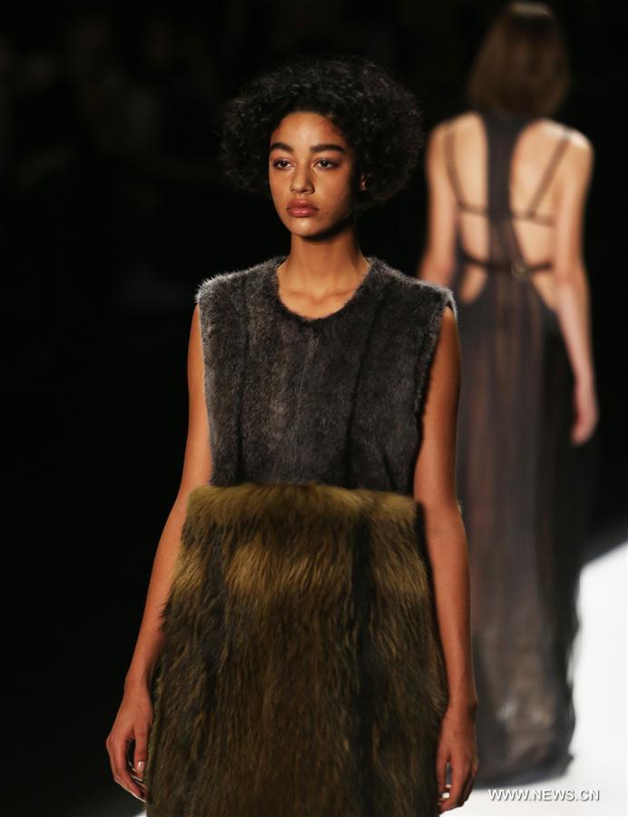 U.S.-NEW YORK-FASHION WEEK-VERA WANG