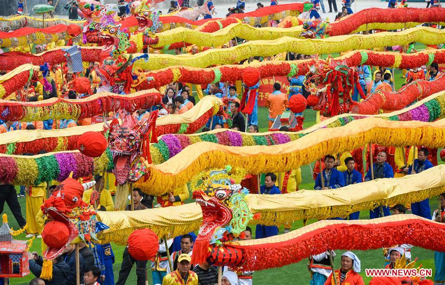 CHINA-GUIZHOU-YILAO ETHNIC GROUP-DRAGON DANCE (CN)