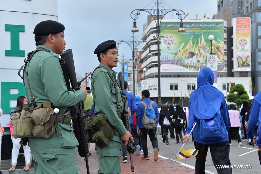 BRUNEI-BANDAR SERI BEGAWAN-32ND NATIONAL DAY CELEBRATIONS-PARADE