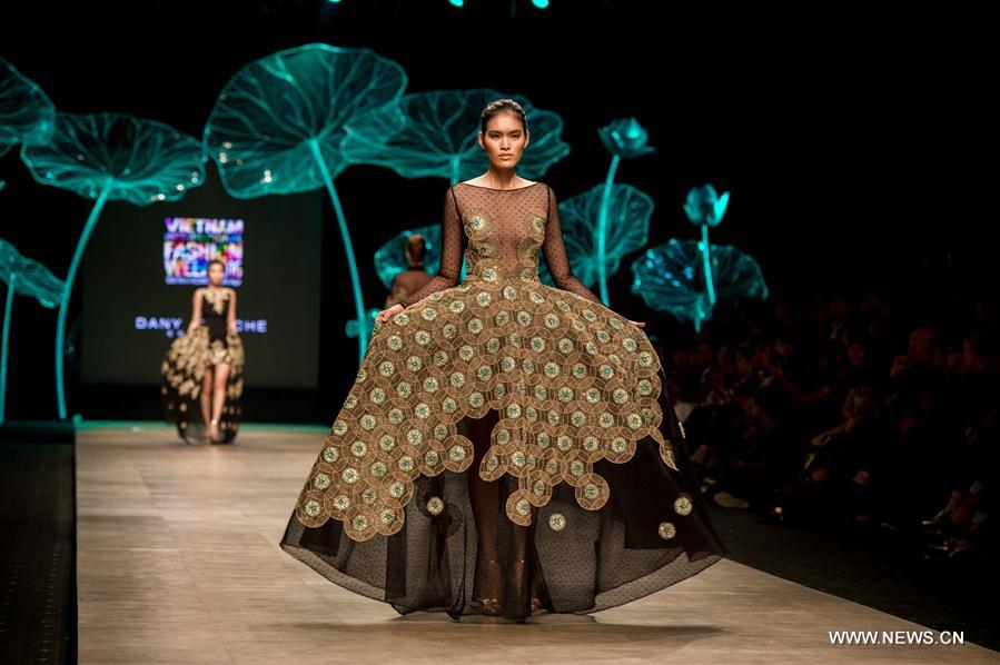 VIETNAM-HO CHI MINH CITY-FASHION WEEK