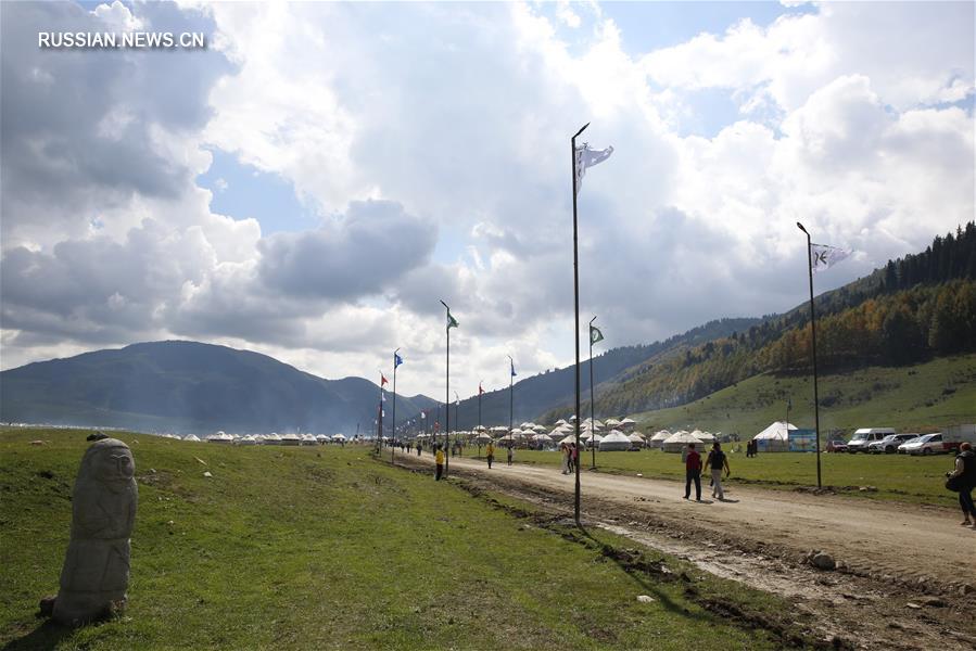На II Всемирных играх кочевников в Кыргызстане открылся этногородок "Кыргыз  айылы"