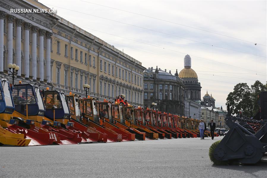 Дорожные службы Петербурга готовятся к зиме