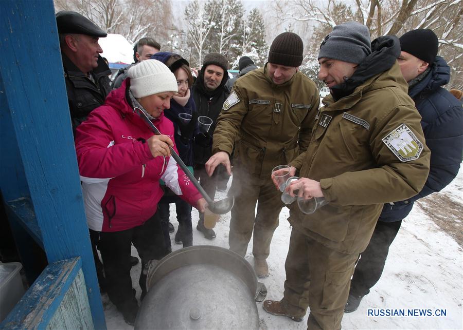 Экологическая акция "Глоток воздуха" на Киевском водохранилище