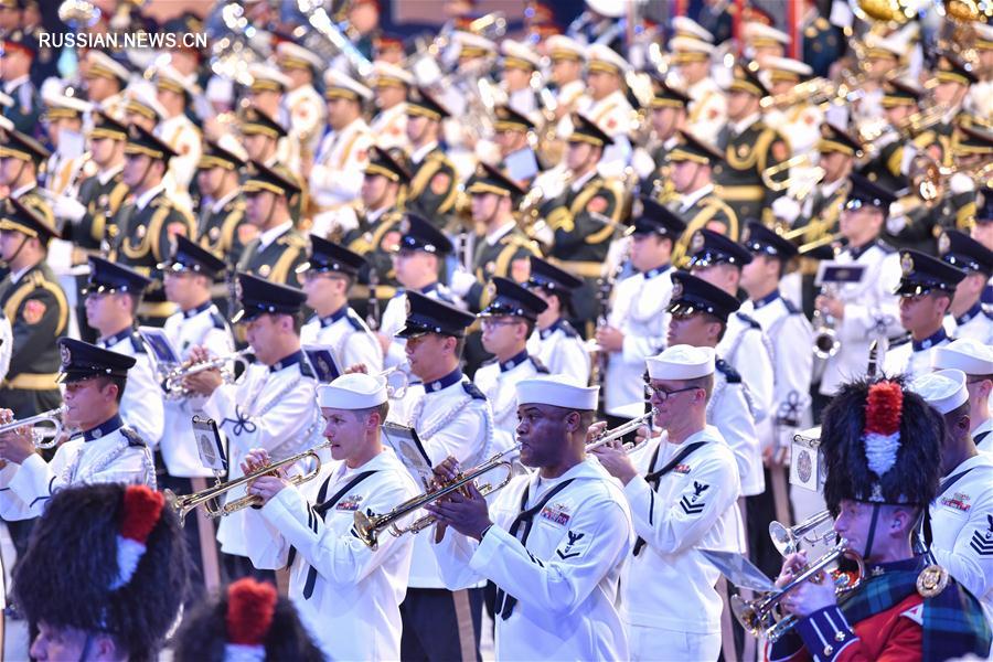 В Сянгане открылся Международный фестиваль военной музыки 