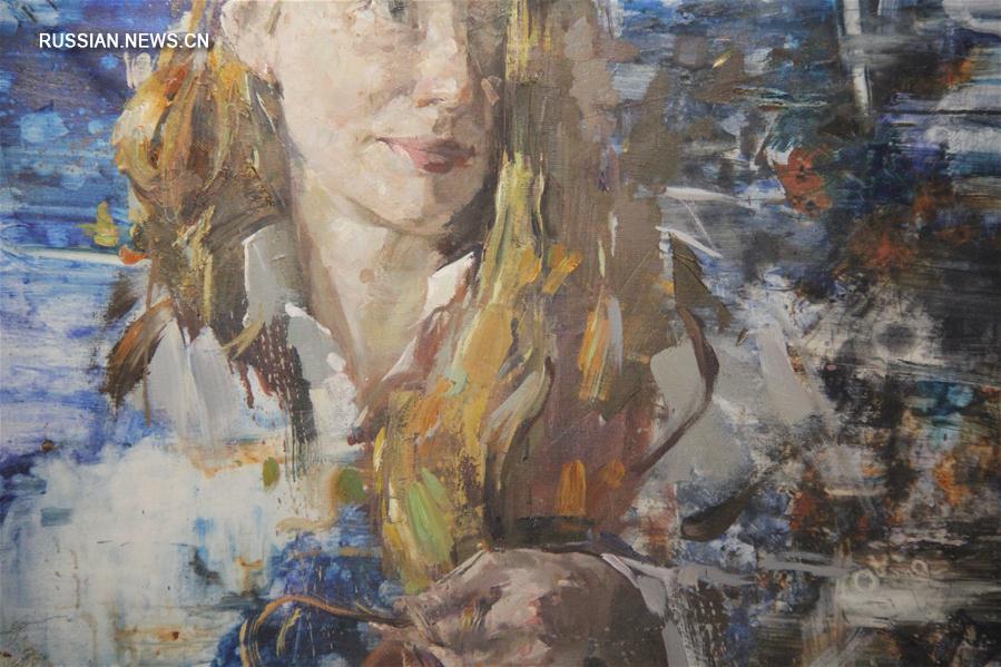 Художественная выставка "Портрет" во Владивостоке