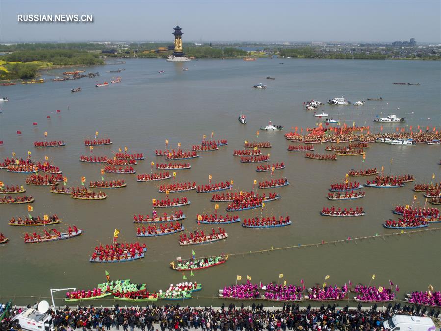 Открытие Циньтунского лодочного фестиваля в Тайчжоу