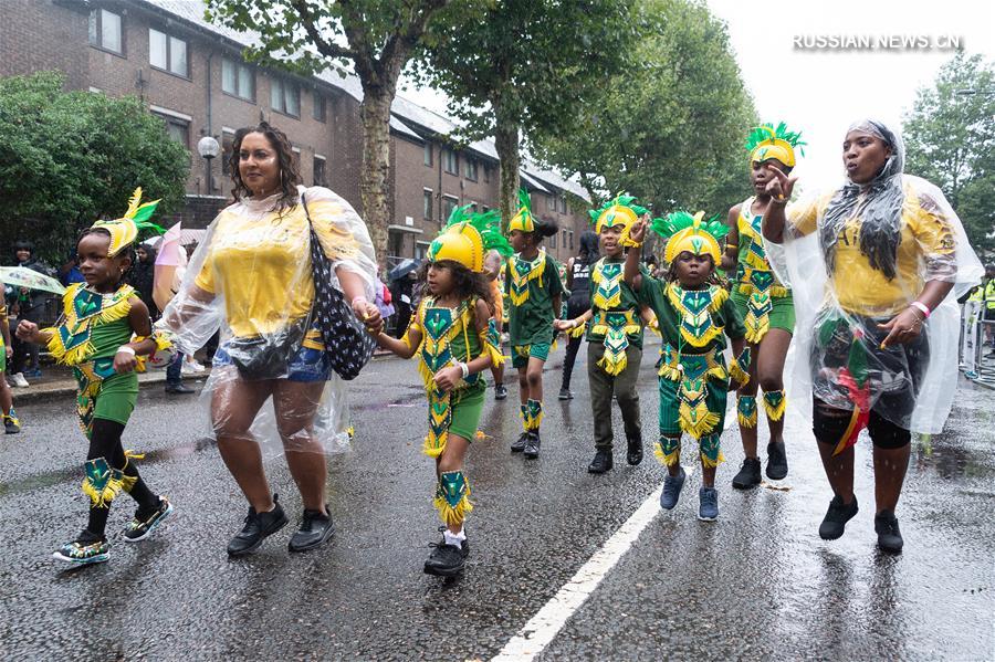 День детей на Ноттинг-Хиллском карнавале 