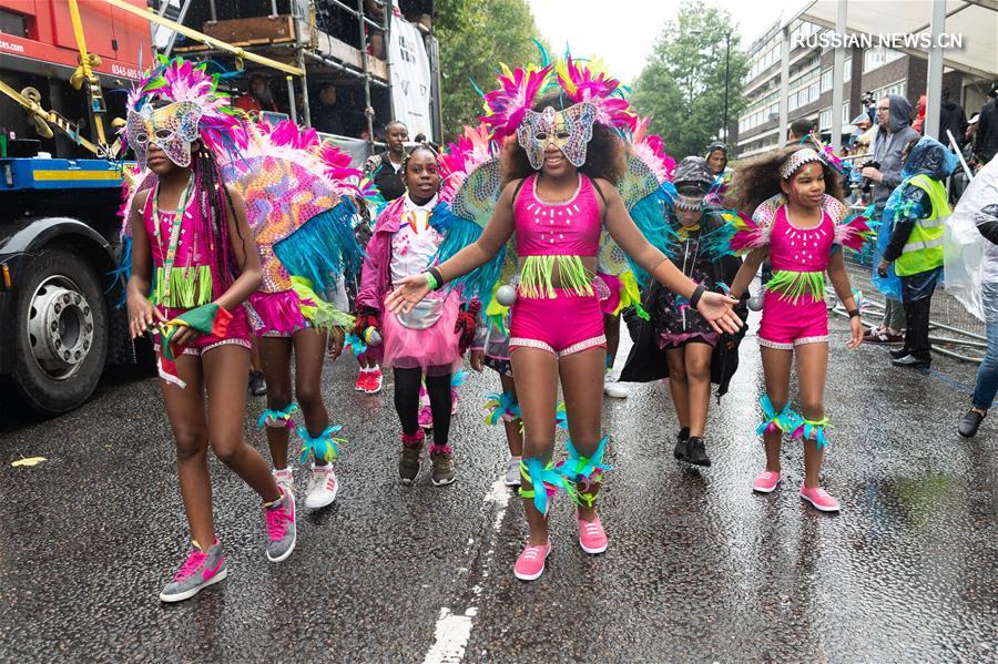 День детей на Ноттинг-Хиллском карнавале 
