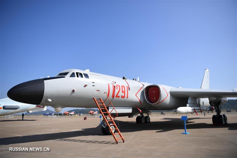 Авиационная и наземная техника на Airshow China