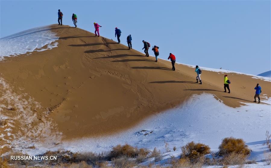 Заснеженная пустыня привлекает туристов