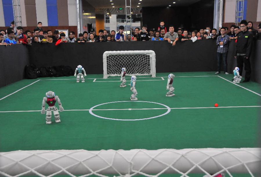 （科技）（2）2015中国机器人大赛总决赛在贵阳举行
