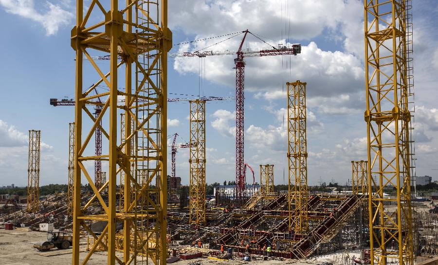 （体育）（7）足球&mdash;&mdash;俄罗斯世界杯：探访罗斯托夫球场建设工地