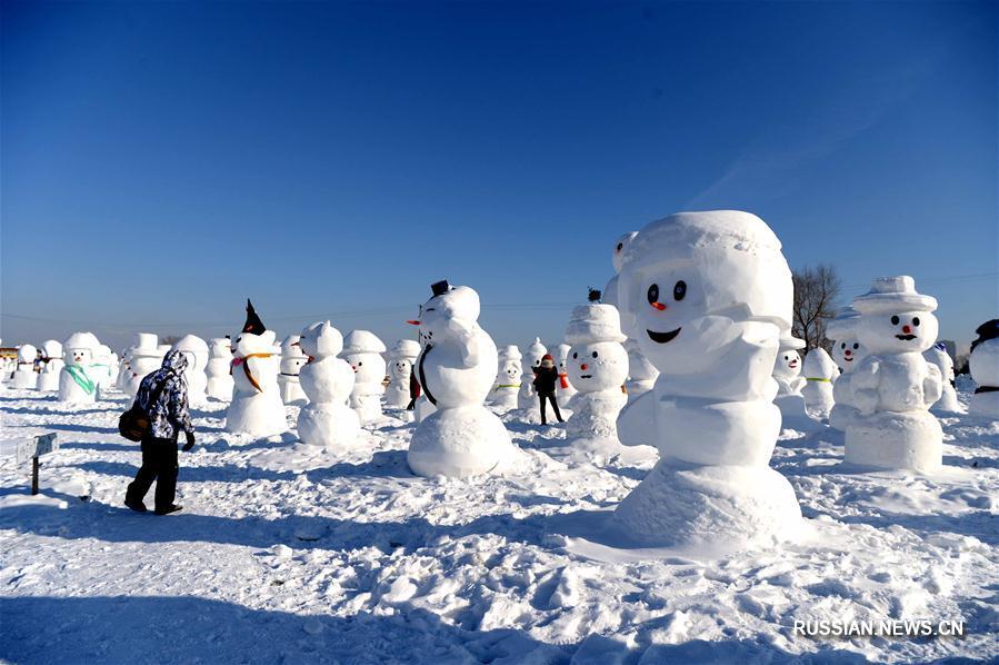 В Харбине появились 2018 снеговиков