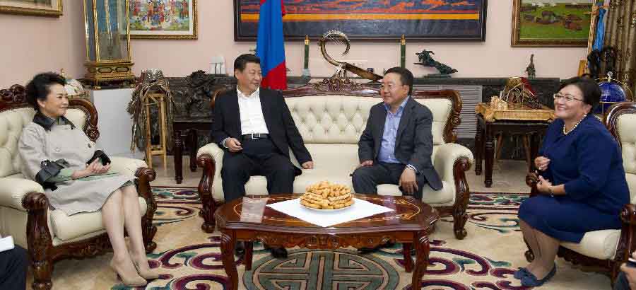 Си Цзиньпин провел очередную встречу с президентом Монголии Ц. Элбэгдоржем