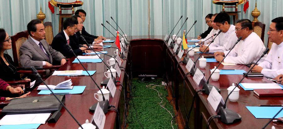 Состоялась беседа между главами МИД Китая и Мьянмы