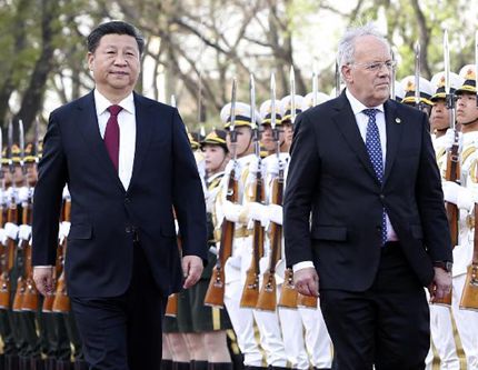 Главы Китая и Швейцарии приняли решение об установлении инновационных отношений стратегического партнерства