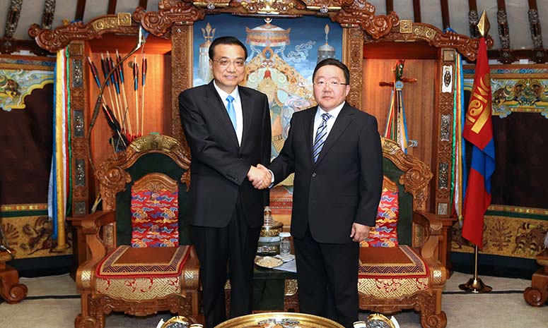Ли Кэцян встретился с президентом Монголии