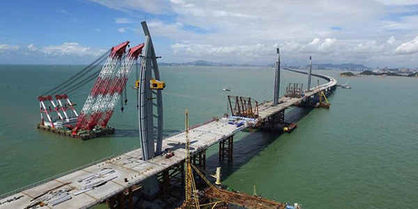 Завершена стыковка главного пролета моста Сянган -- Чжухай -- Аомэнь