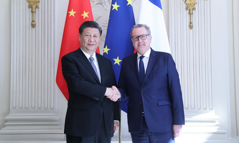 Си Цзиньпин встретился с председателем Национального собрания Франции