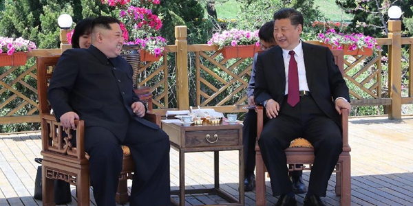 Си Цзиньпин встретился с Ким Чен Ыном в Даляне