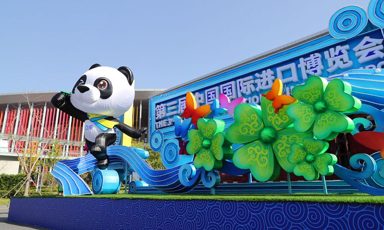 Выставочный центр в Шанхае готовится к приему импортного ЭКСПО
