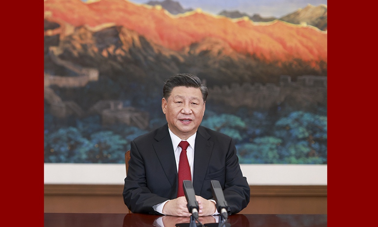 Си Цзиньпин выступил с программной речью на диалоге руководителей промышленно-торговых кругов в рамках АТЭС