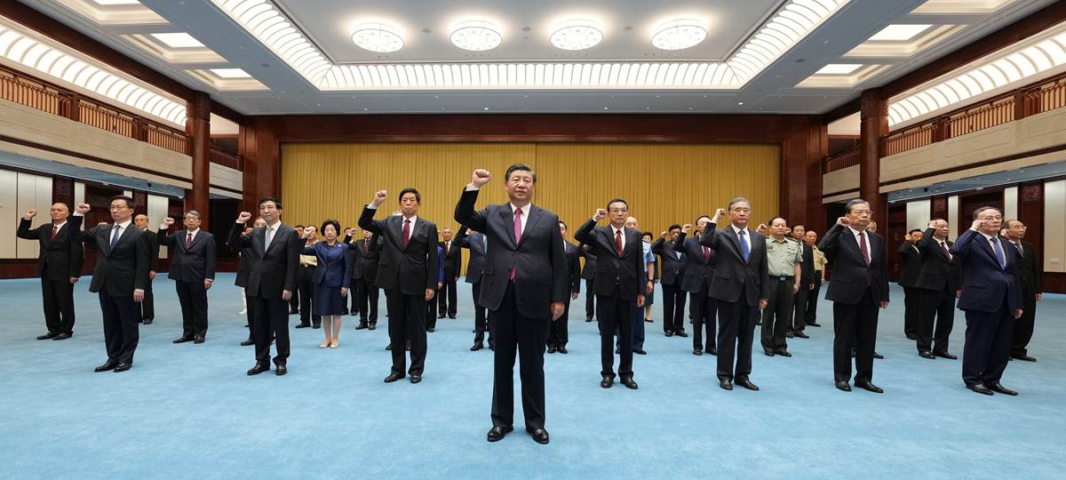 Си Цзиньпин подчеркнул необходимость черпать силы из истории борьбы КПК для поступательного движения
