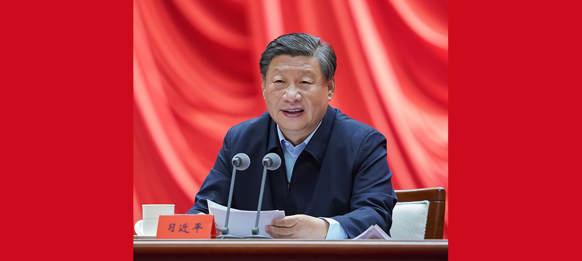 Си Цзиньпин призвал молодых кадровых работников укреплять преданность партии и умение выполнять важные задачи