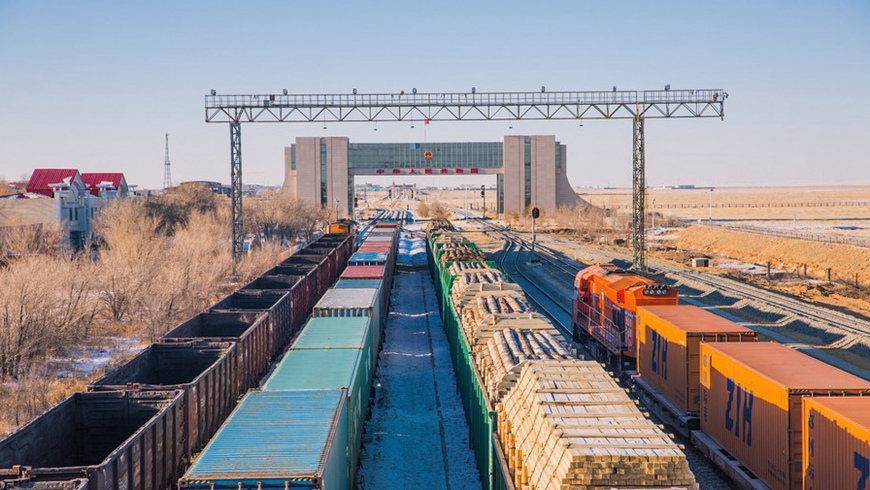 С начала этого года через Эрэн-Хото прошло более 2500 товарных поездов по маршрутам Китай-Европа