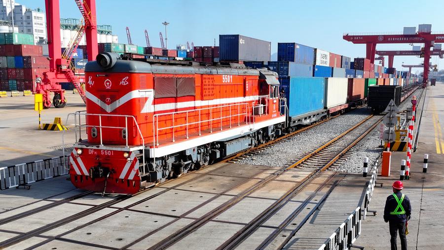 500 тыс. стандартных контейнеров обработано на китайско-казахстанской базе логистического сотрудничества в Ляньюньгане