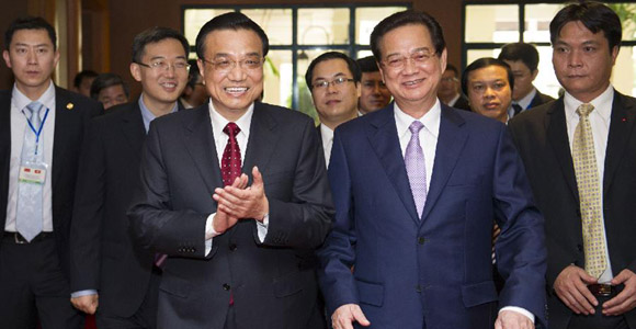 Премьер Госсовета КНР Ли Кэцян: необходимо реализовать благоприятные возможности китайско-вьетнамского сотрудничества
