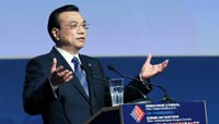 Премьер Госсовета КНР Ли Кэцян принял участие в третьем торгово-экономическом форуме в формате "Китай -- страны ЦВЕ"