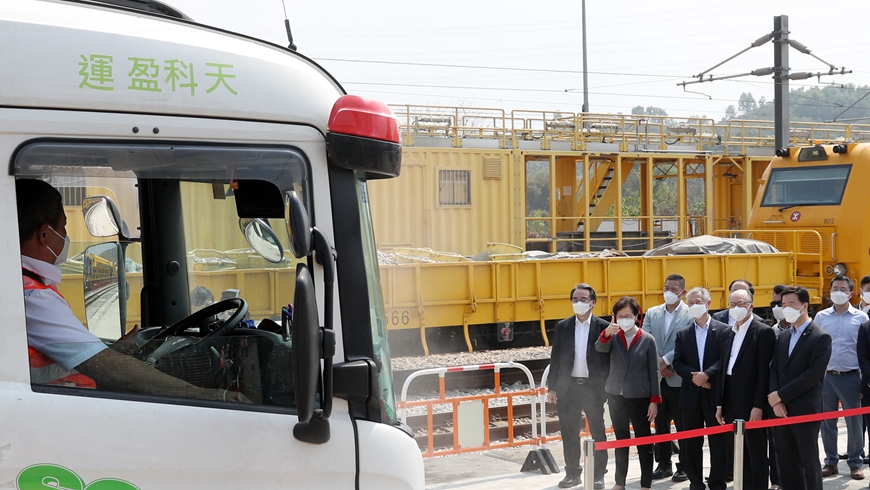 Первый поезд, направленный центральным правительством Китая на помощь в борьбе с COVID-19, прибыл в Сянган