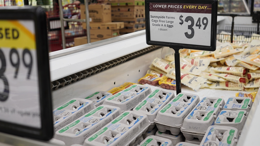 Цены на яйца в США резко выросли на фоне вспышки птичьего гриппа