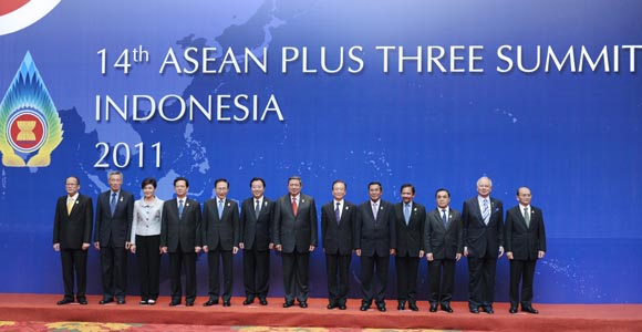 АСЕАН и Китай, Япония и РК должны углубить сотрудничество и повысить способность к противодействию кризисам -- Вэнь Цзябао