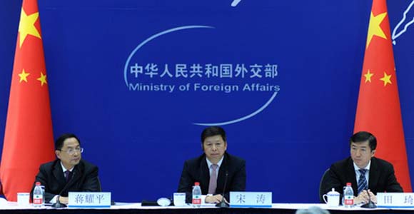 МИД КНР провело пресс-конференцию, посвященную визитам Вэнь Цзябао в Исландию, Швецию, Польшу и на Ганноверскую международную промышленную ярмарку