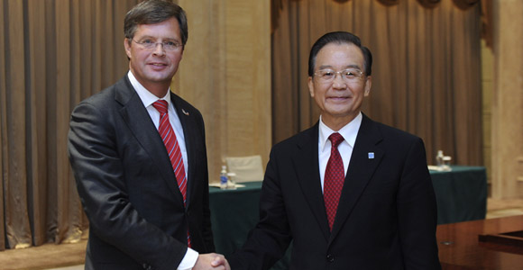 Вэнь Цзябао встретился с экс-премьер-министром Нидерландов