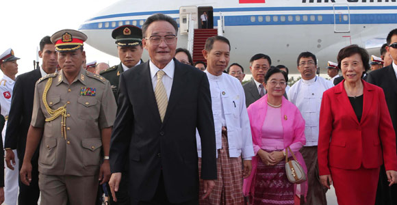 У Банго начал официальный дружественный визит в Мьянму