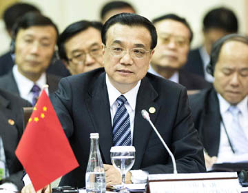 Ли Кэцян на 12-й встрече премьер-министров стран ШОС выдвинул 6 инициатив по углублению практического сотрудничества организации