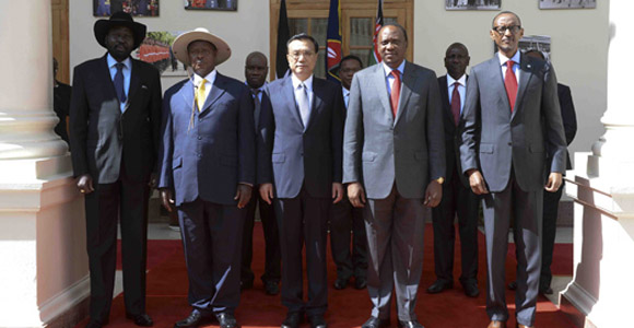 /Визит/ Ли Кэцян принял участие в церемонии подписания соглашения о финансировании проекта кенийской железной дороги Момбаса -- Найроби