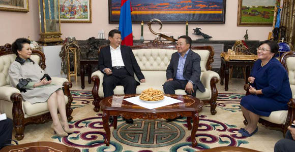 Си Цзиньпин провел очередную встречу с президентом Монголии Ц. Элбэгдоржем