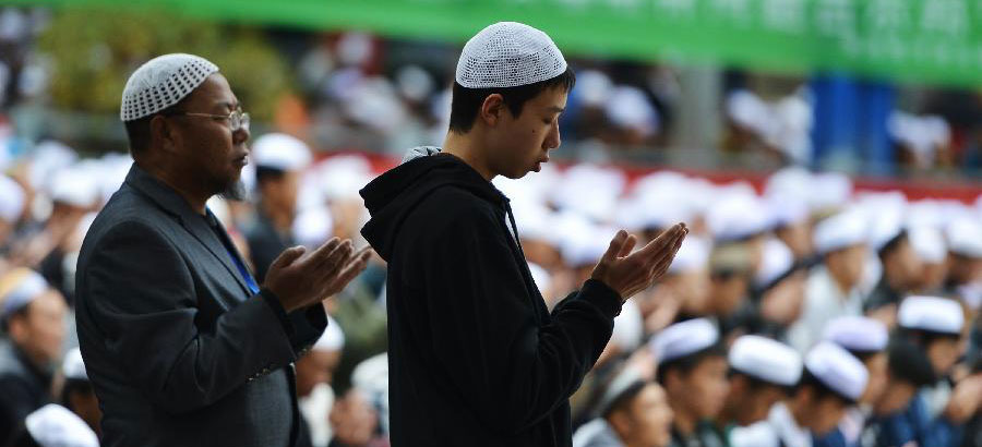 Китайские мусульмане отмечают праздник Курбан-байрам