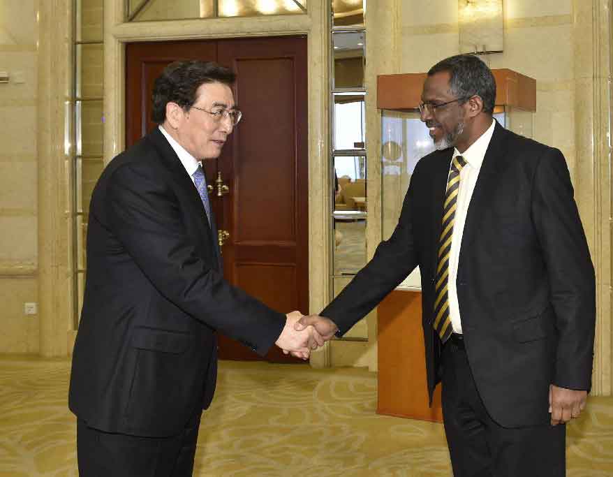 Член Политбюро ЦК КПК Го Цзиньлун встретился с делегацией из Судана