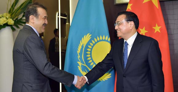 Ли Кэцян провел встречу с премьер-министром Казахстана Каримом Масимовым