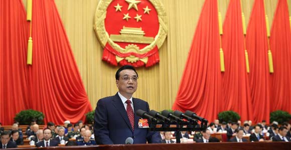 /Сессии ВСНП и ВК НПКСК/ Ли Кэцян: весь истекший год социально-экономическое развитие Китая в целом шло ровно