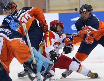 Сборная Китая уступила Нидерландам в 1-й день соревнований первого дивизиона Чемпионата мира по хоккею на льду среди женщин-2015